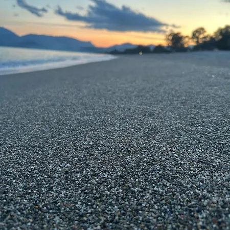 Aggeliko Mavrovouni Beach, Gytheion 公寓式酒店 Mavrovoúnion