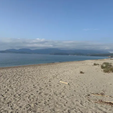Aggeliko Mavrovouni Beach, Gytheion 公寓式酒店 Mavrovoúnion