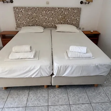 Aggeliko Mavrovouni Beach, Gytheion 公寓式酒店 Mavrovoúnion